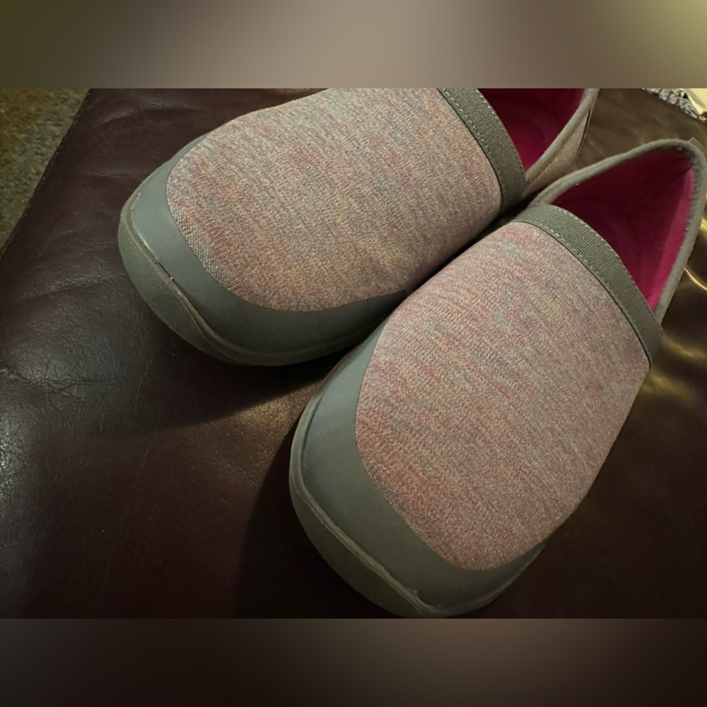 Crocs size 8 - Picture 6 of 8